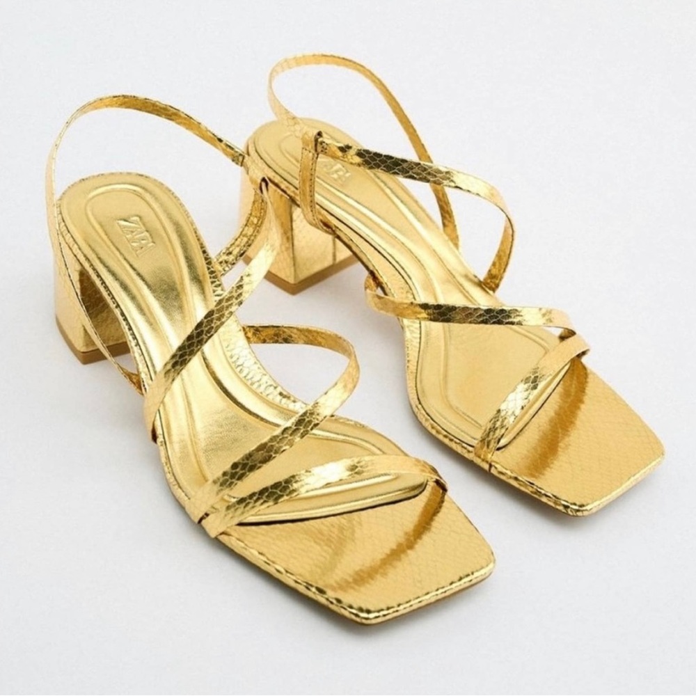 ZARA MID HEIGHT BLOCK HEEL SANDALS GOLD